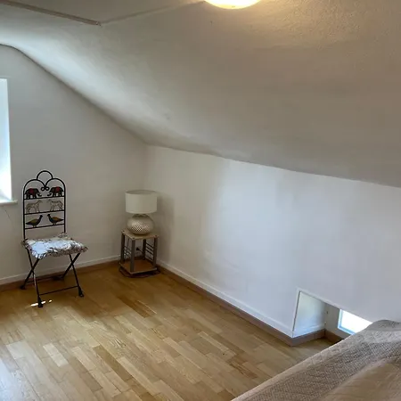 Apartment Three In Cully